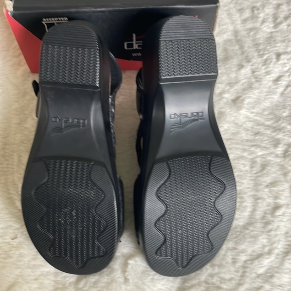 Dansko new black leather sandal - Picture 3 of 4